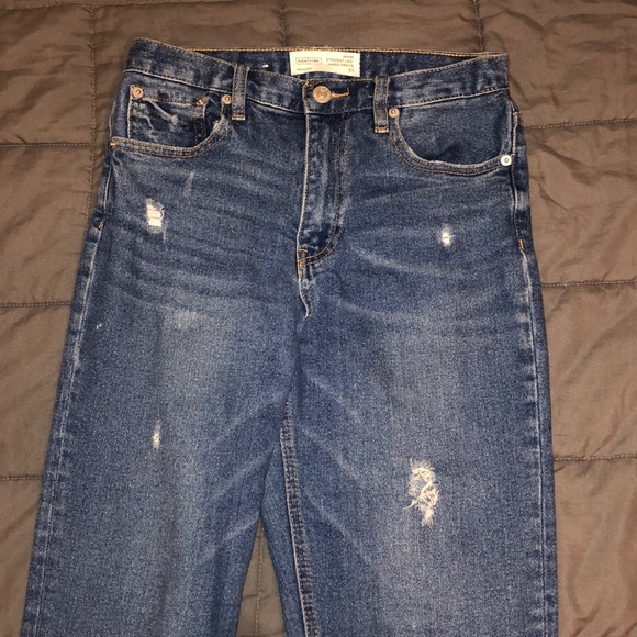 Straight leg jeans with rips - Picture 4 of 5